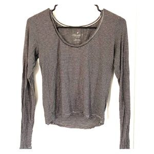 American Eagle Long Sleeve Crop Top